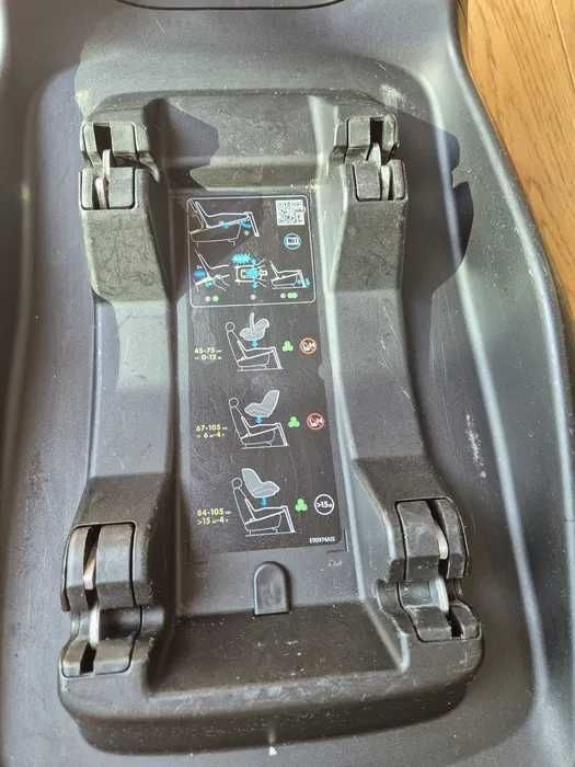 Fotelik Maxi Cosi 2 way Pearl plus baza 2wayFix