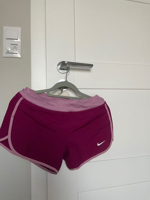 Nike dri-fit  spodenki do biegania damskie rozmiar M