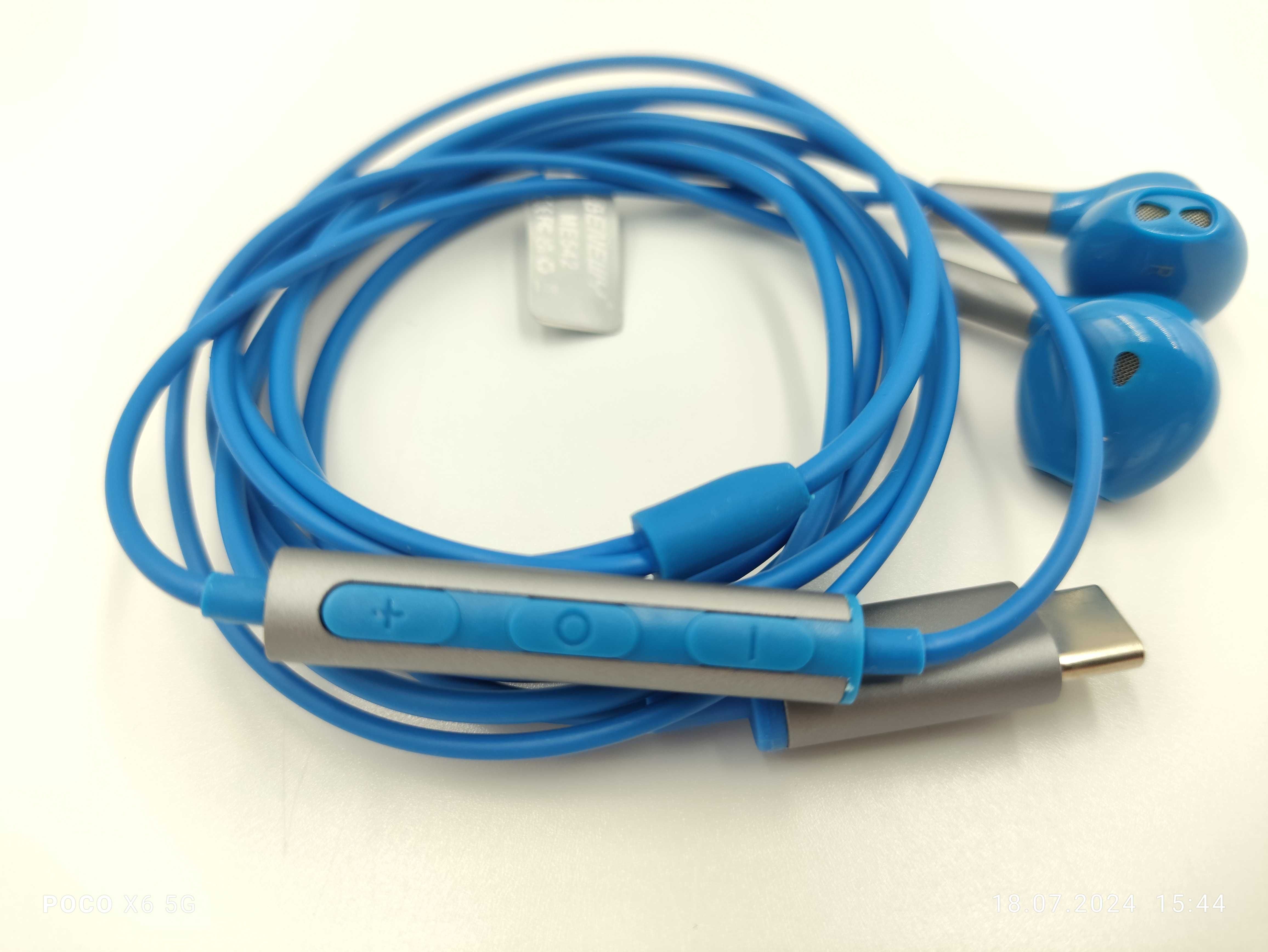 Słuchawki douszne Benewy ME542 niebieskie USB-C