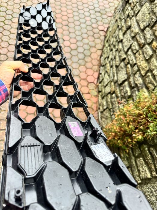 Grill zderzaka Hyundai Kona Lift