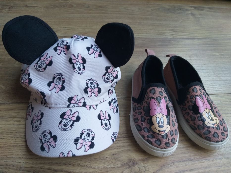 Czapeczka i kapcie rozm. 27 Minnie Mouse zestaw