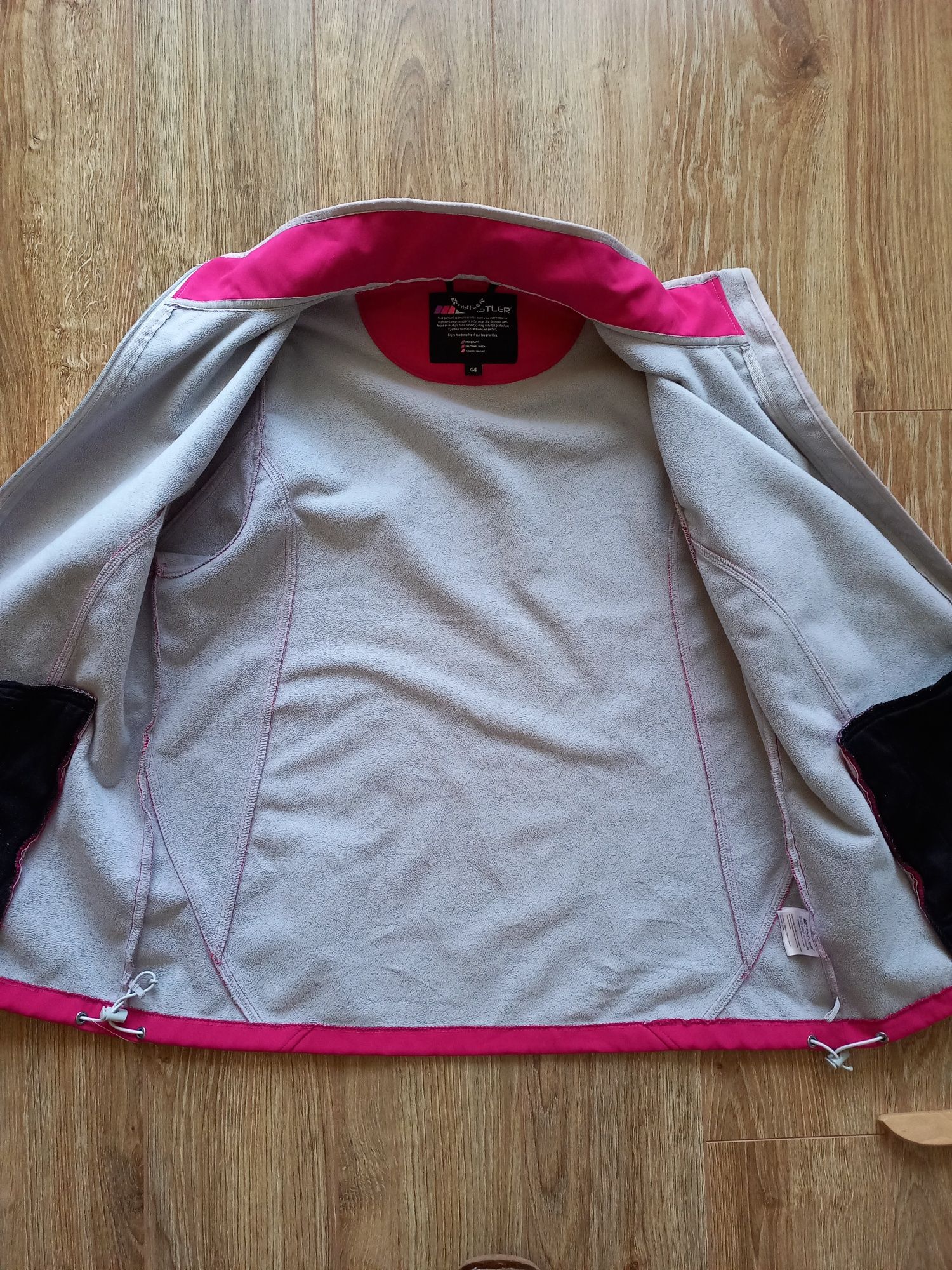 Softshell Whistler
