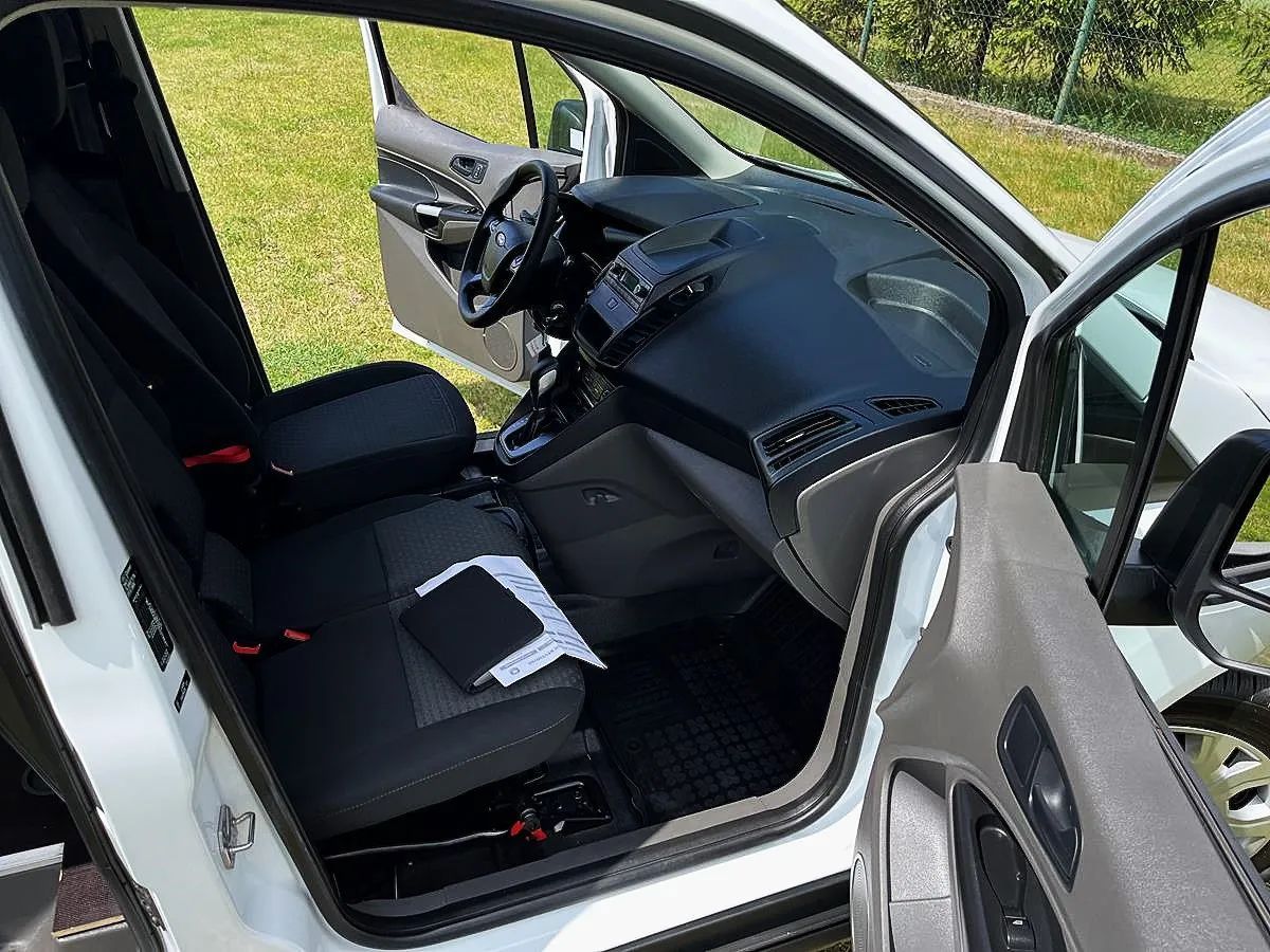 Ford TRANSIT CONNECT  AUTOMAT lifting LONG klima oryginalny lakier, 3 osoby OKAZJA !!!