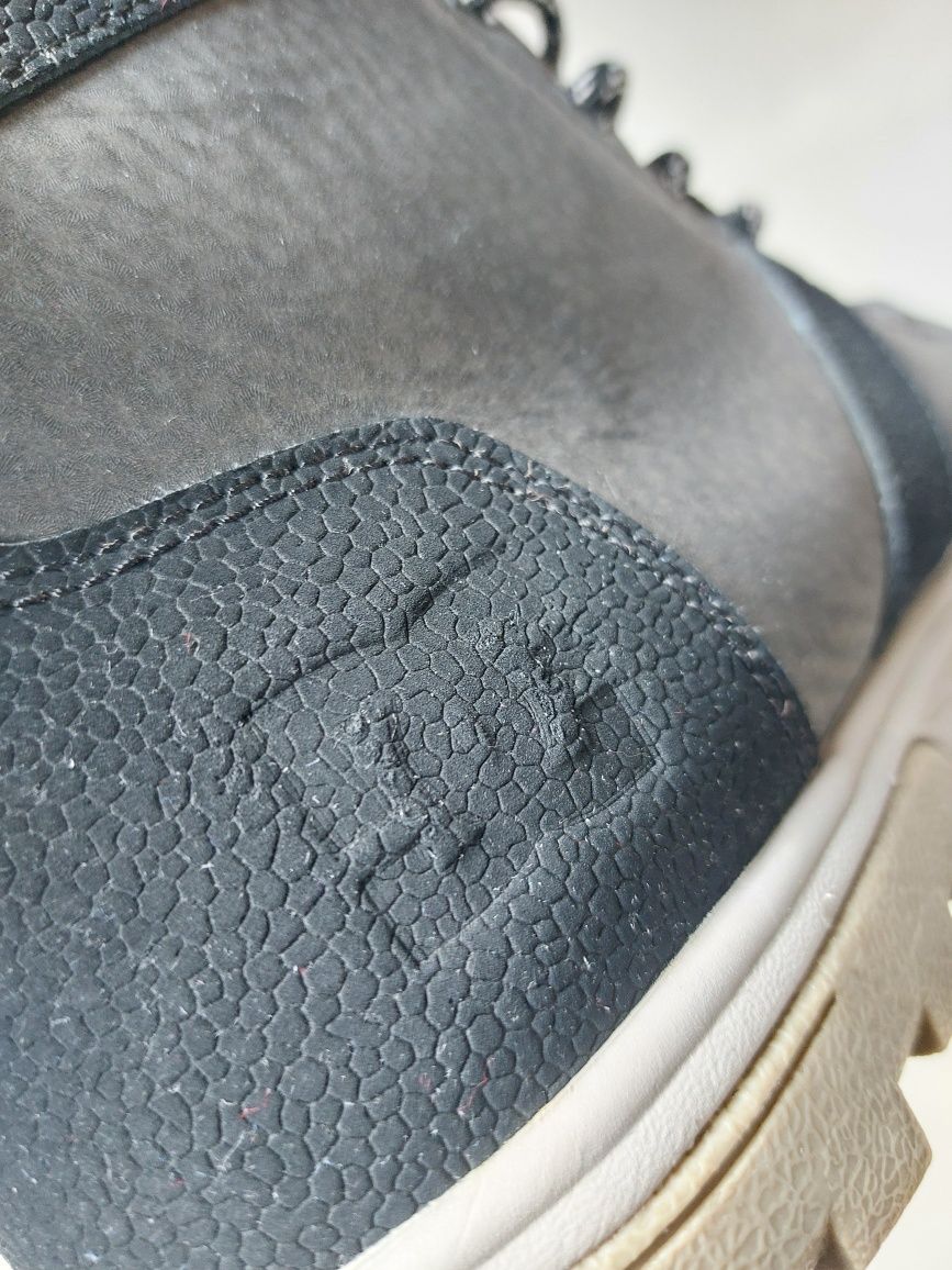 DC Shoes skórzane botki ocieplane 44,5 29cm jak nowe
