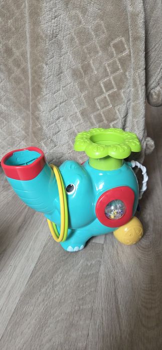 Лот(набір) іграшок. Книжечка з віршиками. Краб. Піраміда. Слоненя. Тел