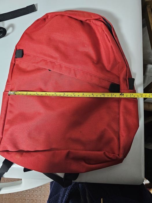 Mochila vermelha