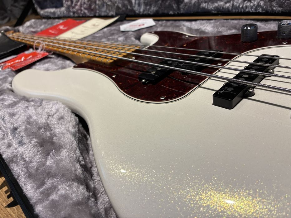 Fender American Ultra Precision Bass