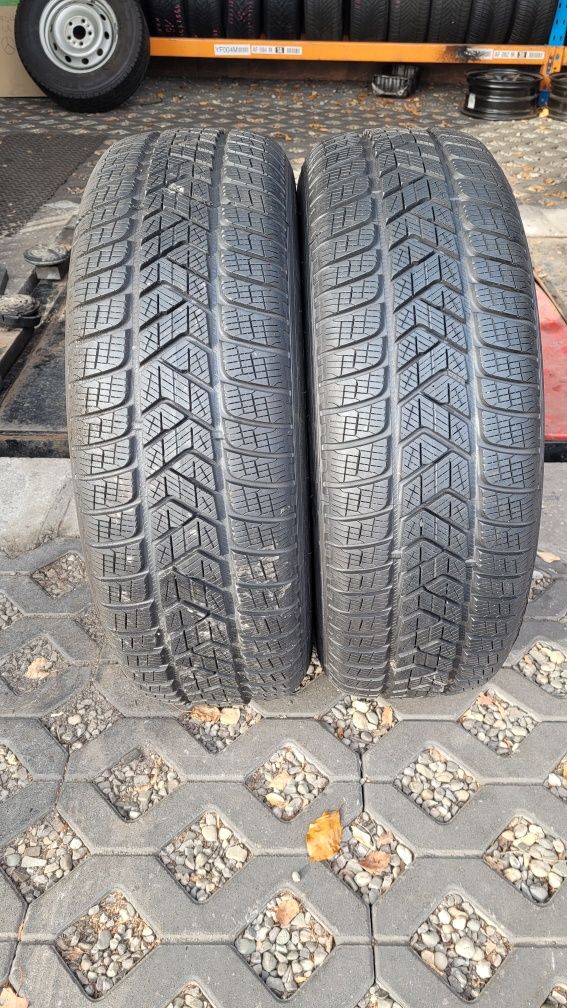 Para opony zimowe Pirelli 225/65 17R 2018rok 7mm