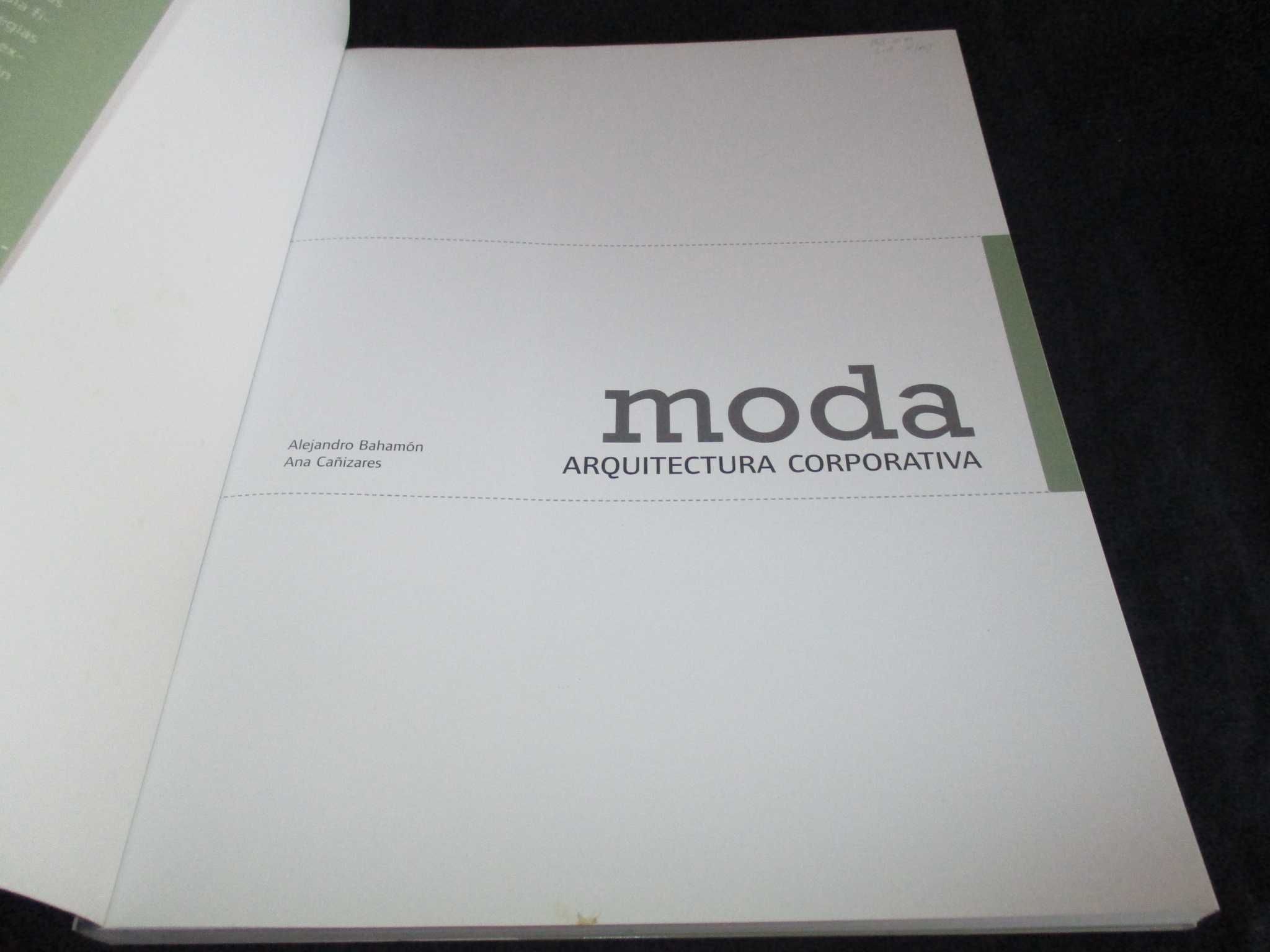 Livro Moda Arquitectura Corporativa Alejandre Bahamón