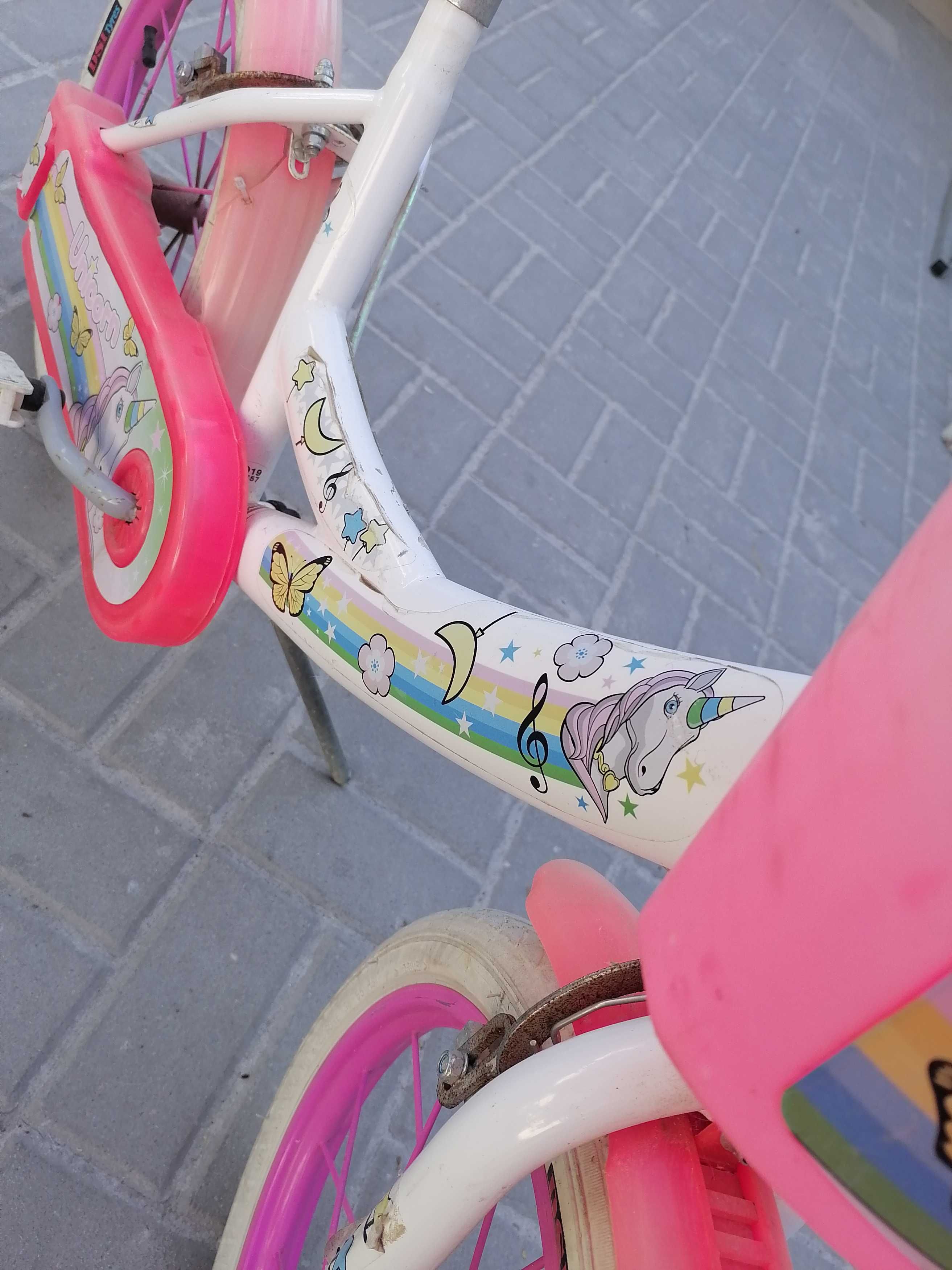 Bicicleta de criança (menina)