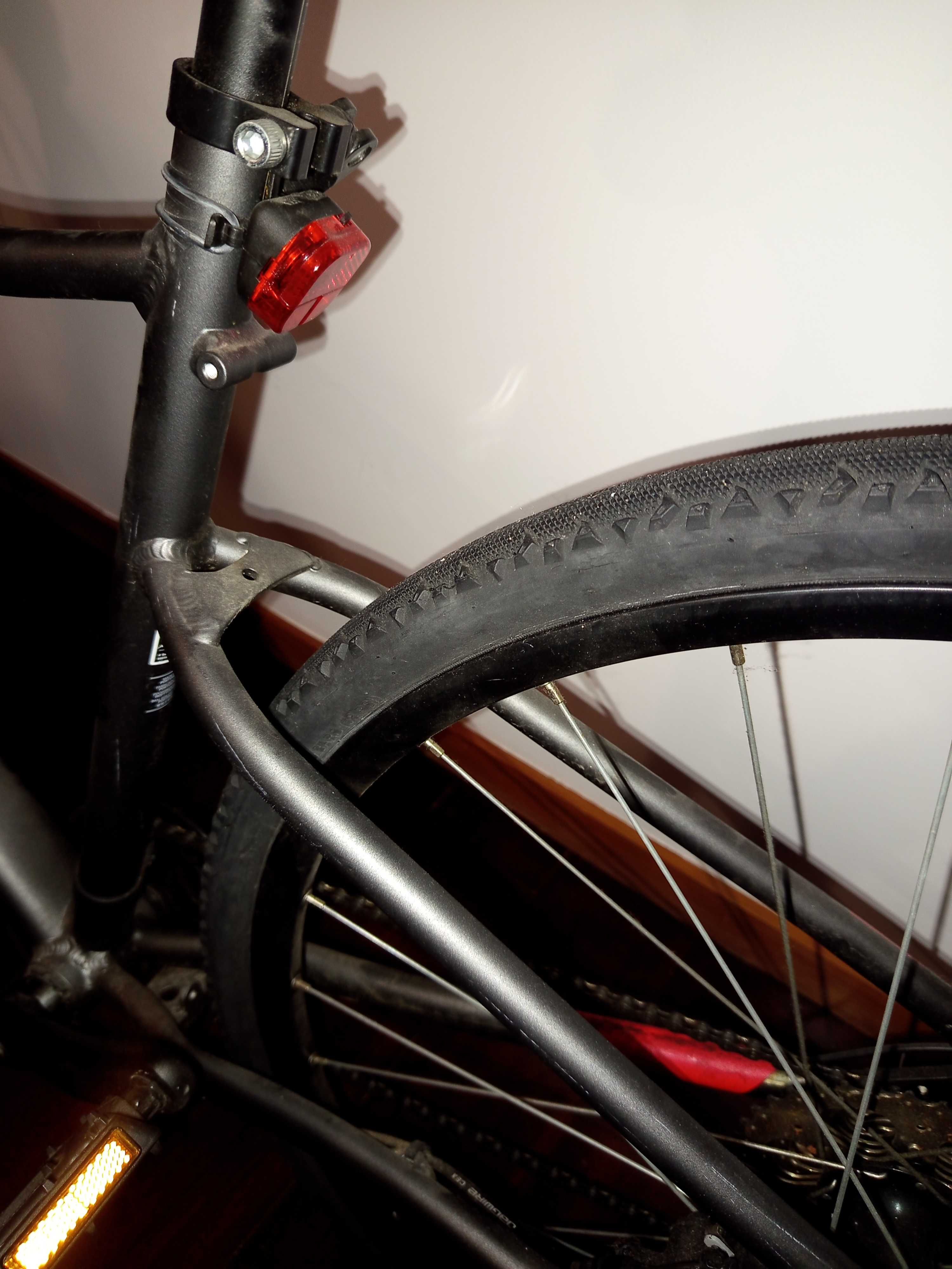 Bicicleta B'TWIN River
