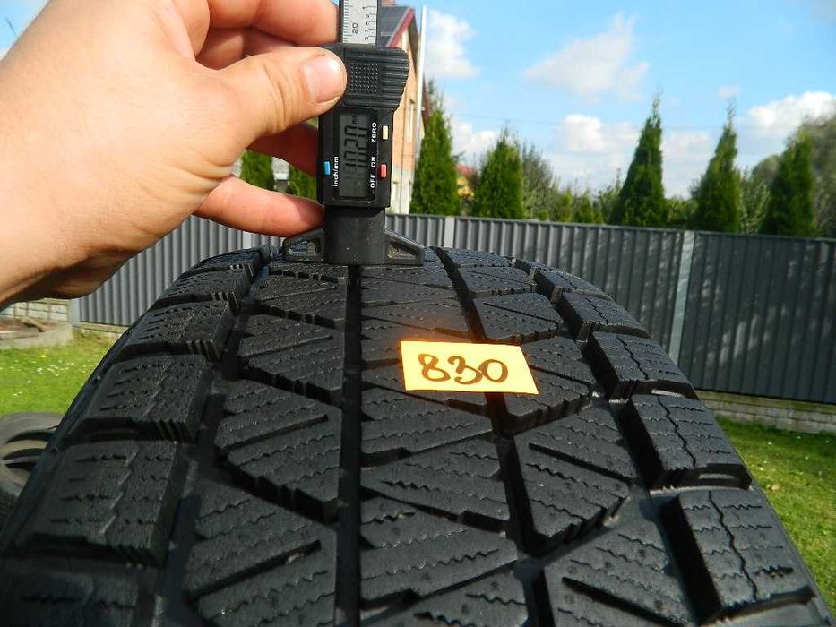 Шина колеса резина R18 235/55 Bridgestone Blizzak  4шт Зима