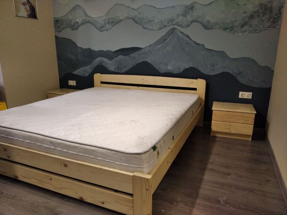 Ліжко Європа з масиву дерева сосна. Посилені ламелі .Суцільна дошка