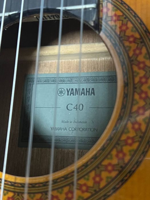 Гітара класична YAMAHA C40