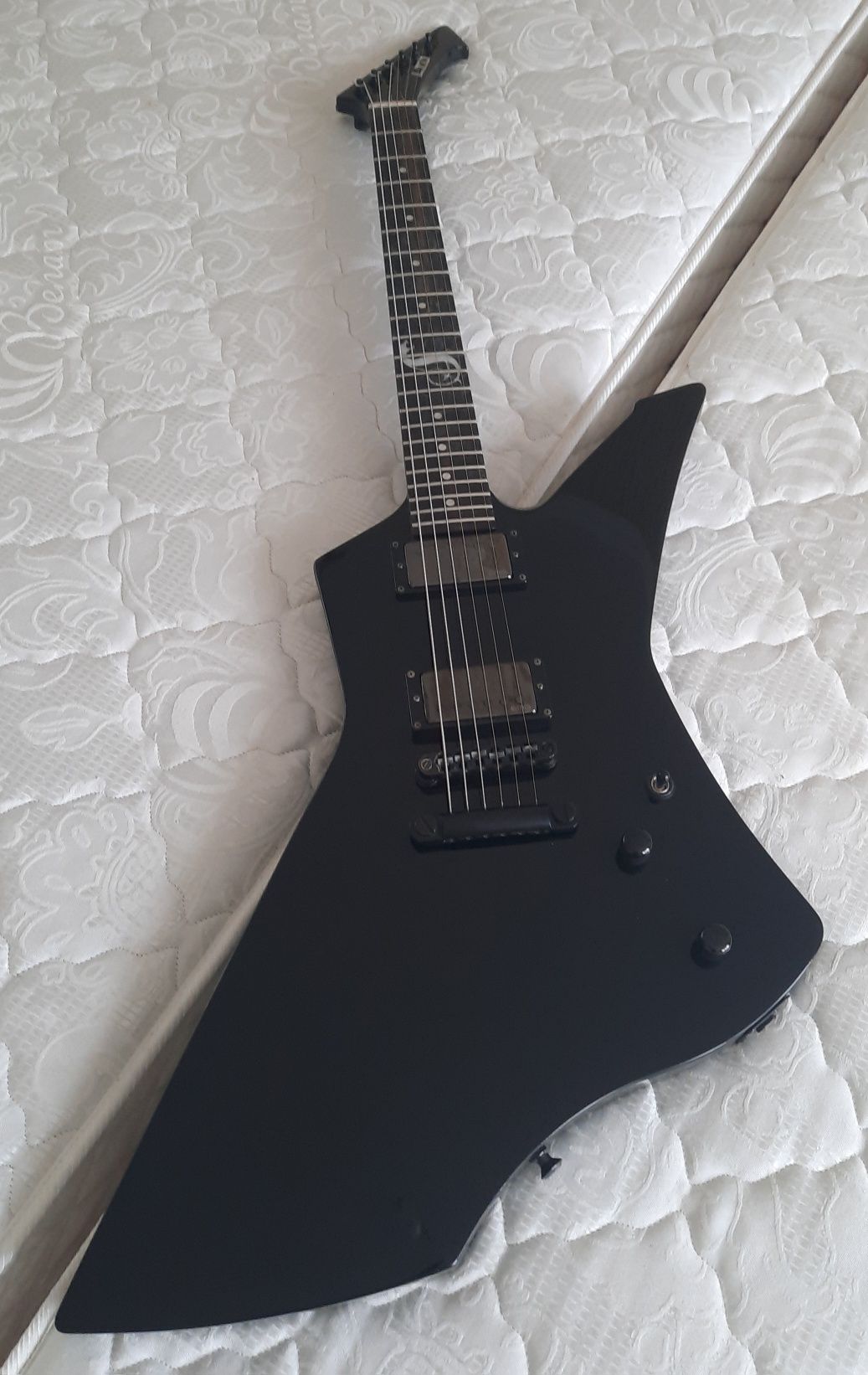 Гітара ESP LTD James Hetfield Snakebite BL Signature