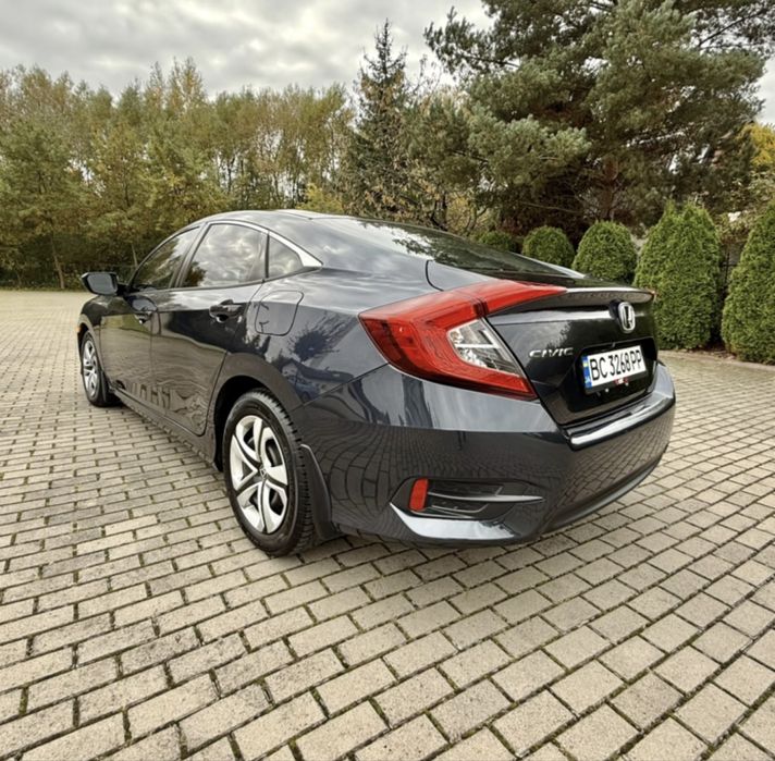 Honda Civic X 2016 седан Хонда Сівік 2.0 AT