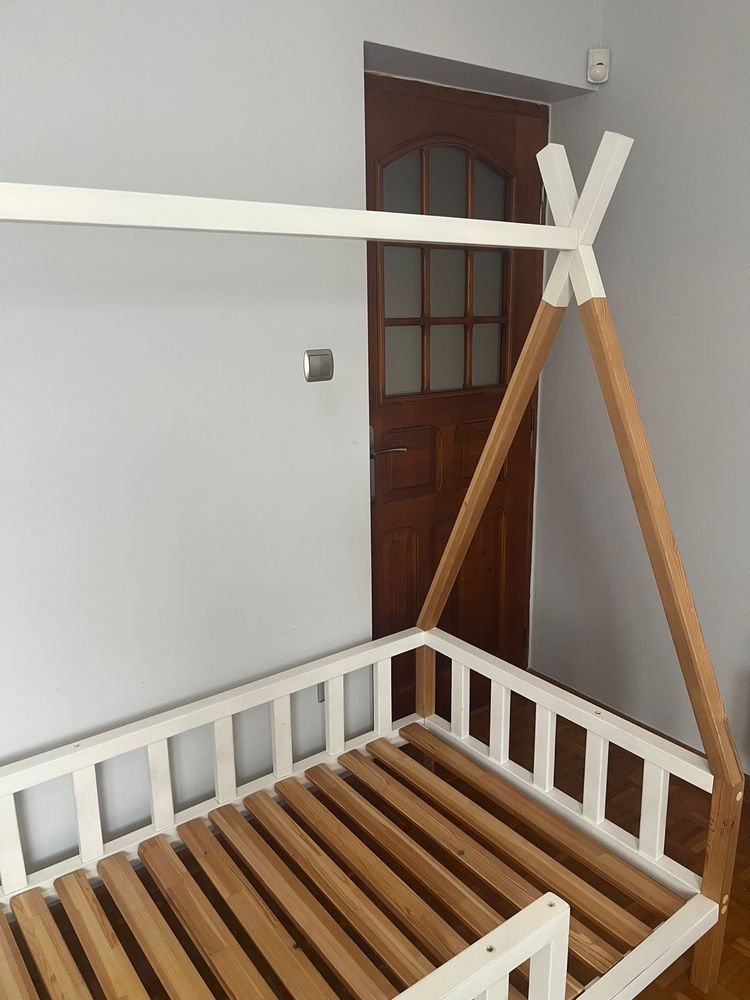 Łóżko tipi rozmiar 90x180 plus regal