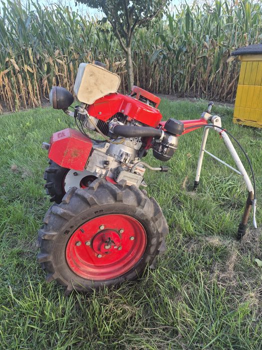 Robi 151r  traktorek jednoosiowy jak terra vari czy dzik