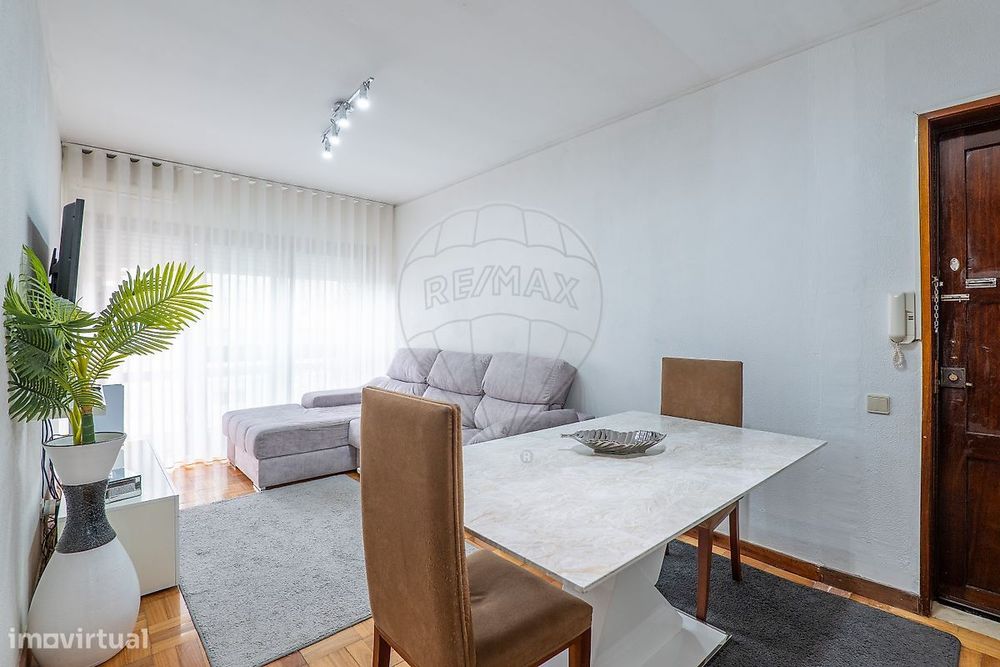 Moradia T2 para venda