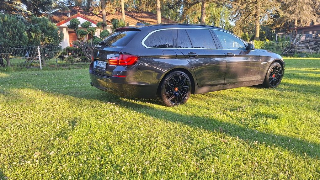 Bmw f11 520d  247 tys km po dużym serwisie sprowadzona