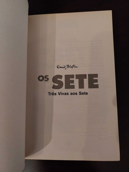 “Os Sete - Três Vivas aos Sete”, de Enid Blyton (O Clube dos Sete - 8)