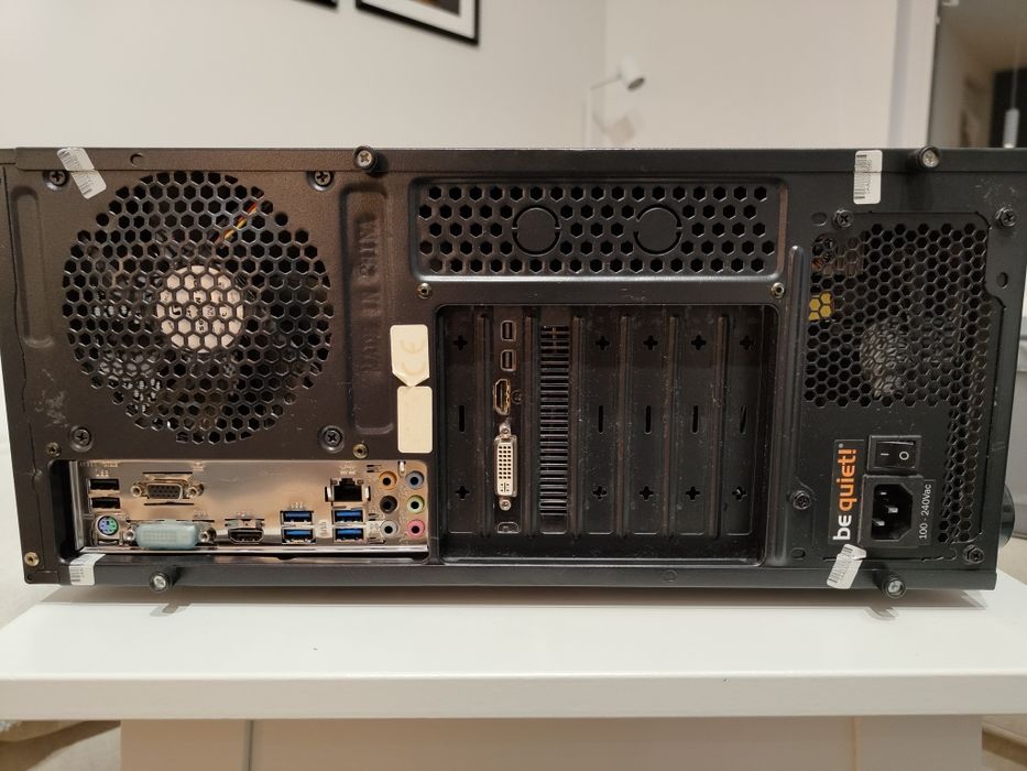 Komputer Stacjonarny używany i7 4770k Radeon 7870 2x8GB RAM 1240GB