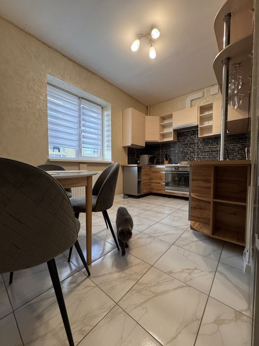 Продаж ТЕРМІНОВО 2к , 2/3 ,61м2 новобудова, ВЛАСНИК