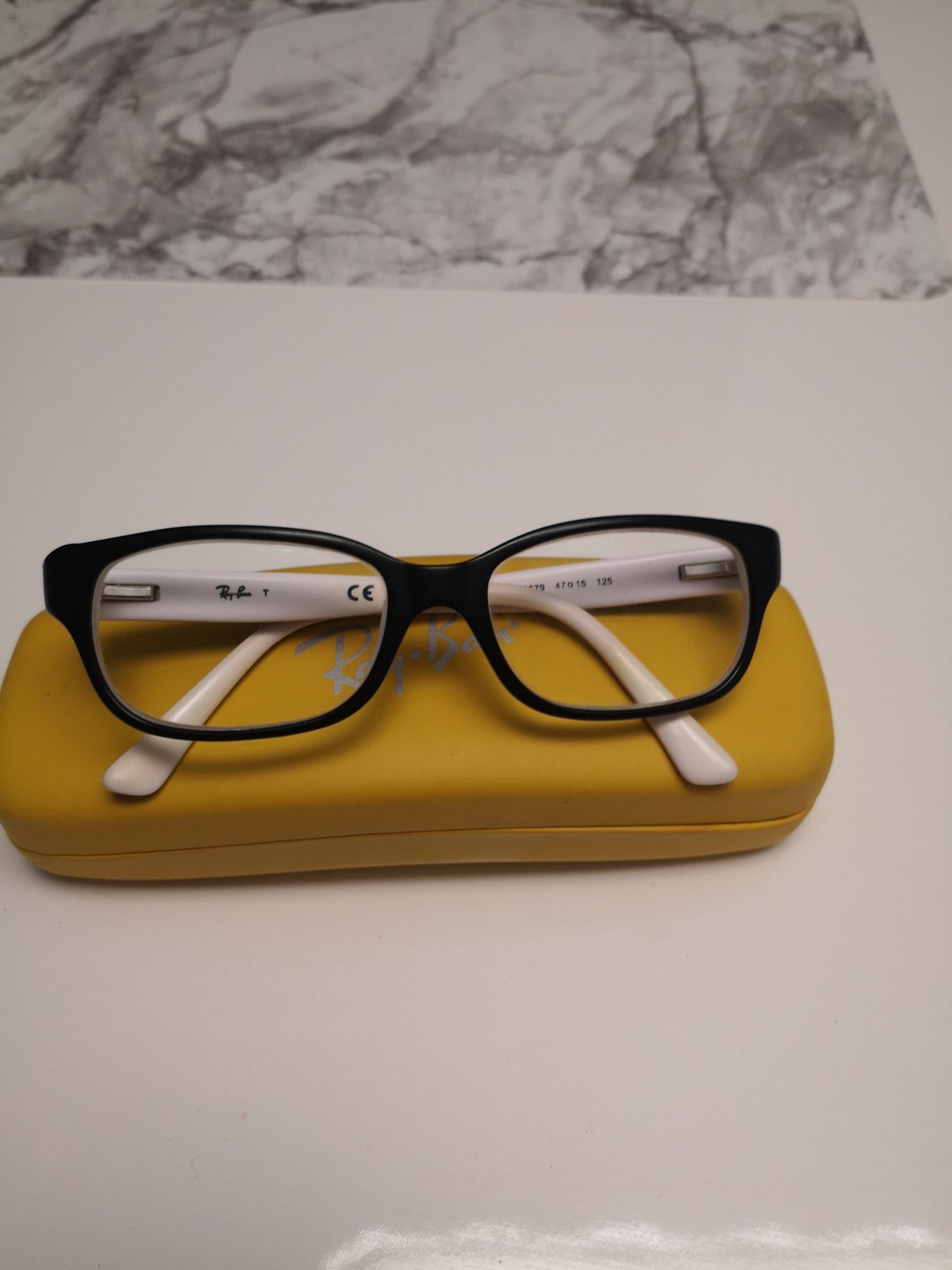 Oprawki Ray ban dla dziecka w bardzo dobrym stanie