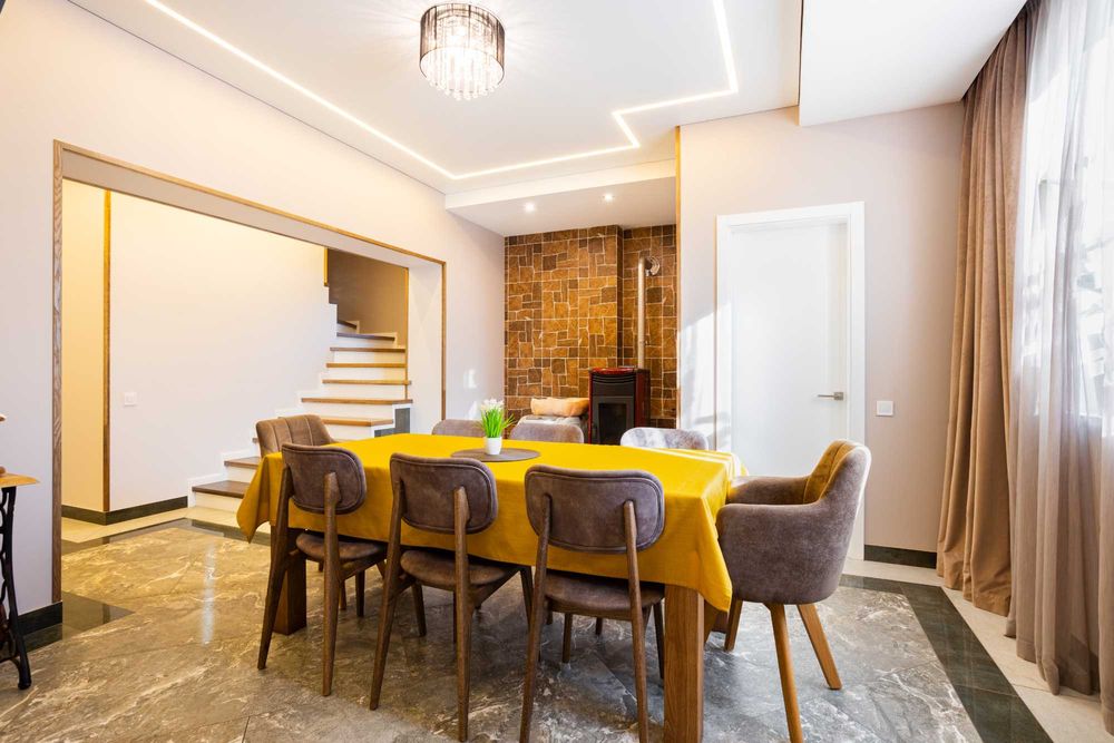 Продажа комплекса: два энергоэффективных дома 280 м² + 120 м² Осокорки