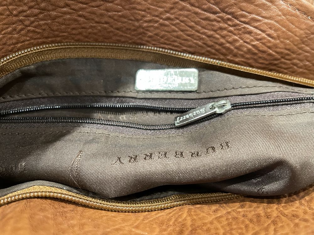 Сумка  люксового бренду Burberry