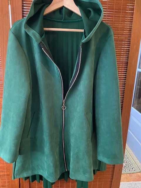 Casaco Capuz Novo