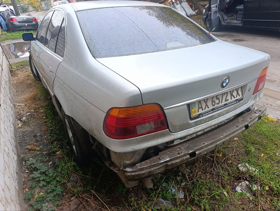 Розбираю по запчастям