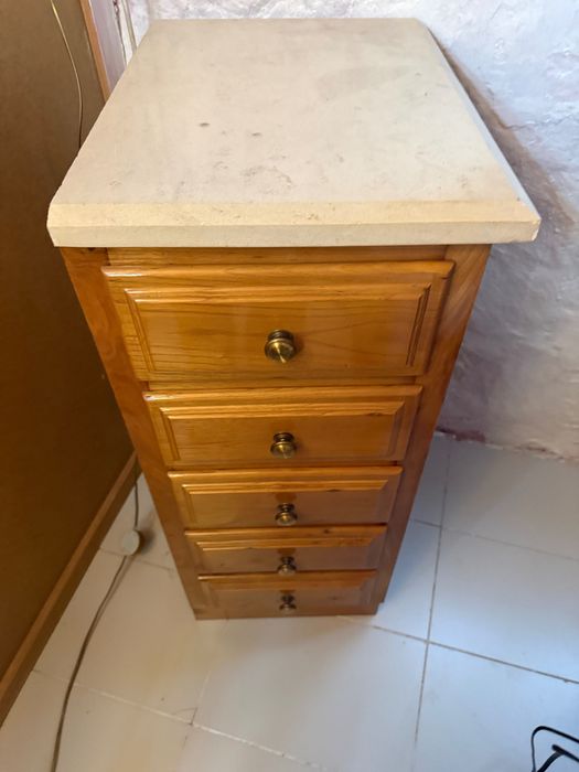 Camiseiro Alto com mármore