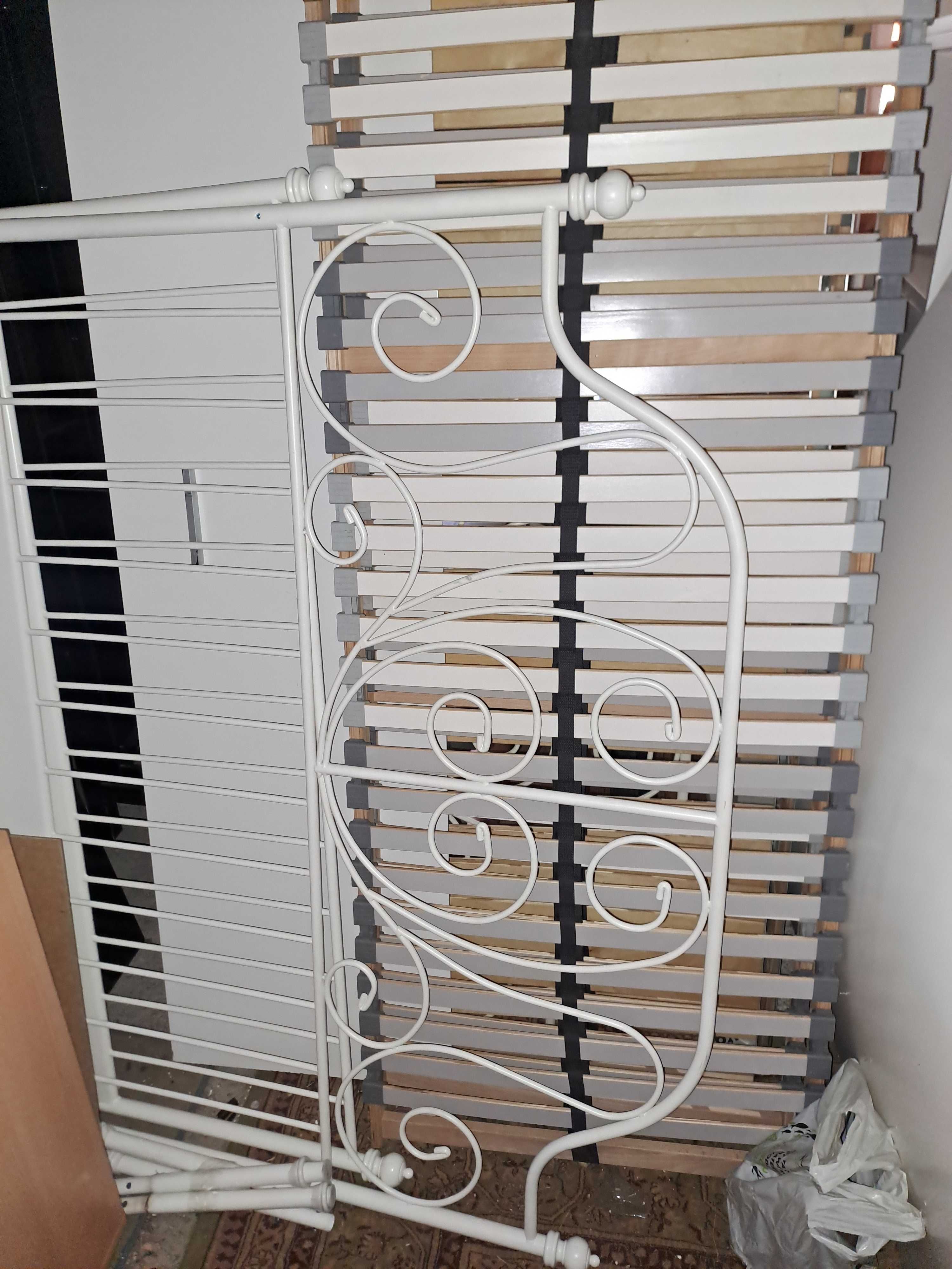 łóżko małżeńskie IKEA 140x200 + materac - możliwy transport