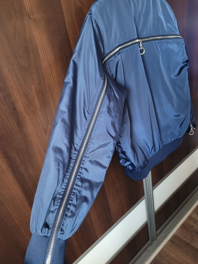 Kurtka damska bomberka