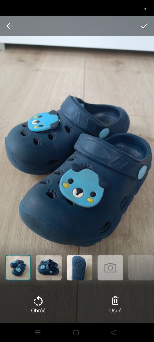 Crocsy, sandały, klapki 25
