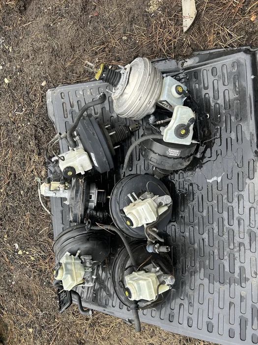 Вакуумний підсилювач тормозів БМВ Е46 Е39 Е53 Е60 Хороші! З гарантією!