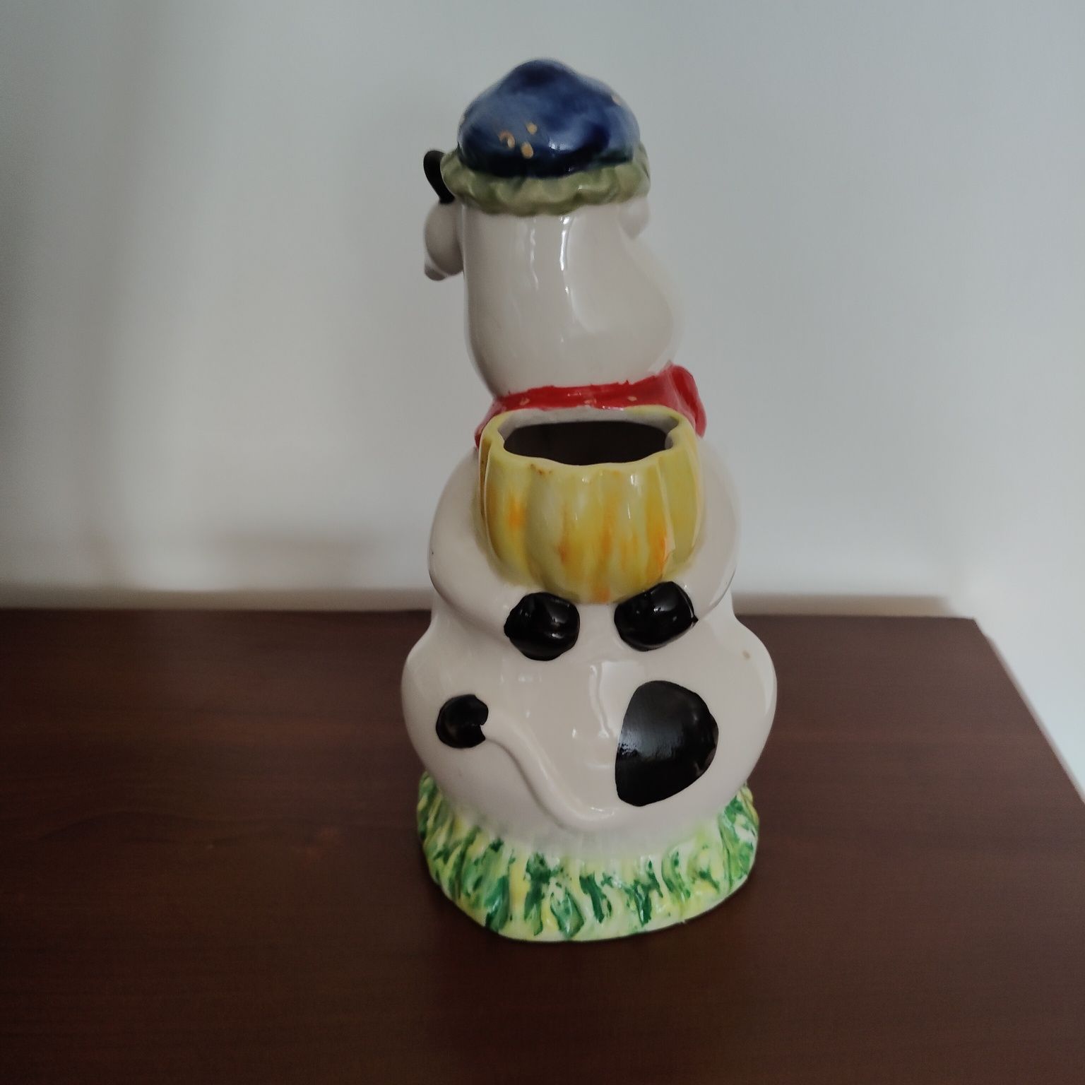 Ceramiczna krówka.