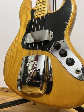 Fender Jazz Bass 1977