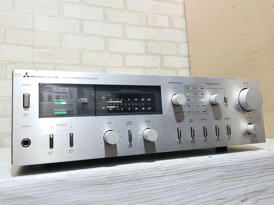 Стерео підсилювач/усилитель Mitsubishi DA-U780 2x80Вт б/у з Німеччини