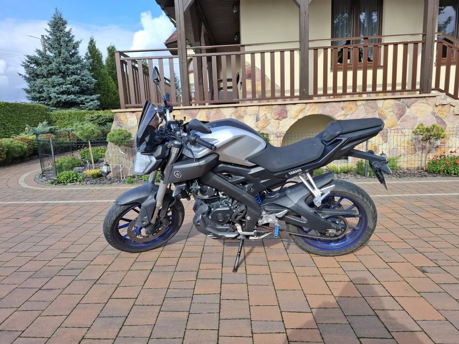Motocykl Yamaha MT-125