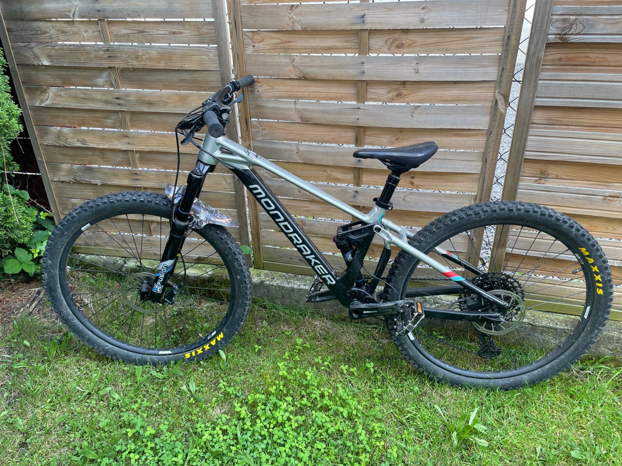 Rower enduro, mtb, Mondraker FACTOR 26 junior ze sztycą