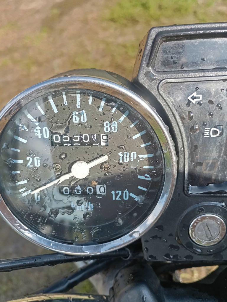 Mustang 125 mt-02