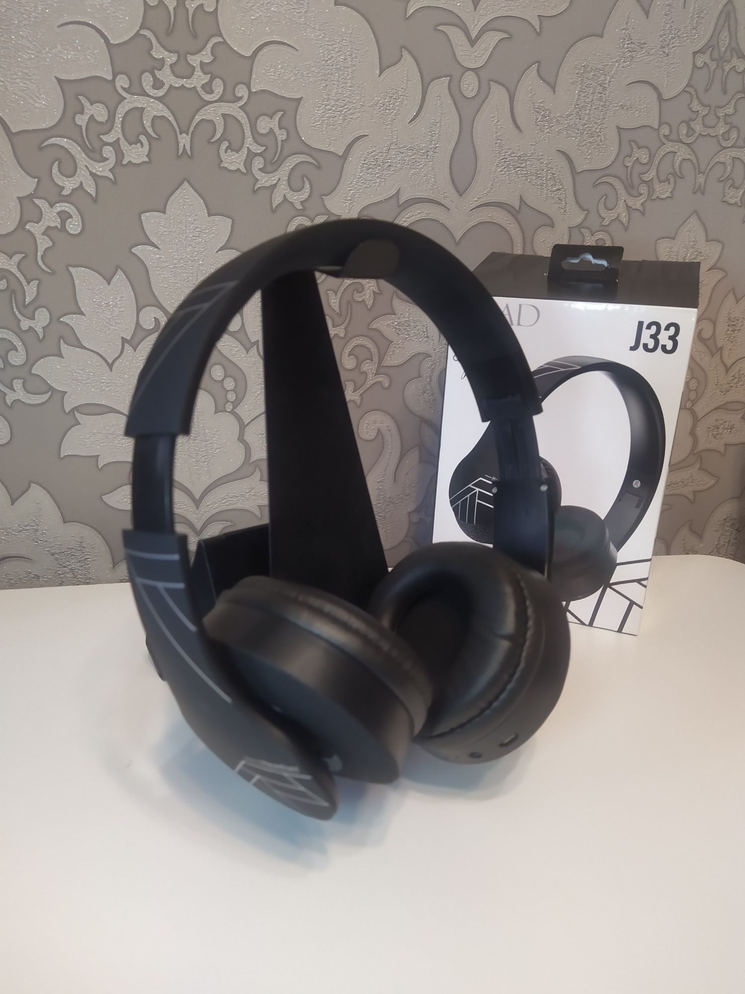 Навушники бездротові накладні j33 Bluetooth