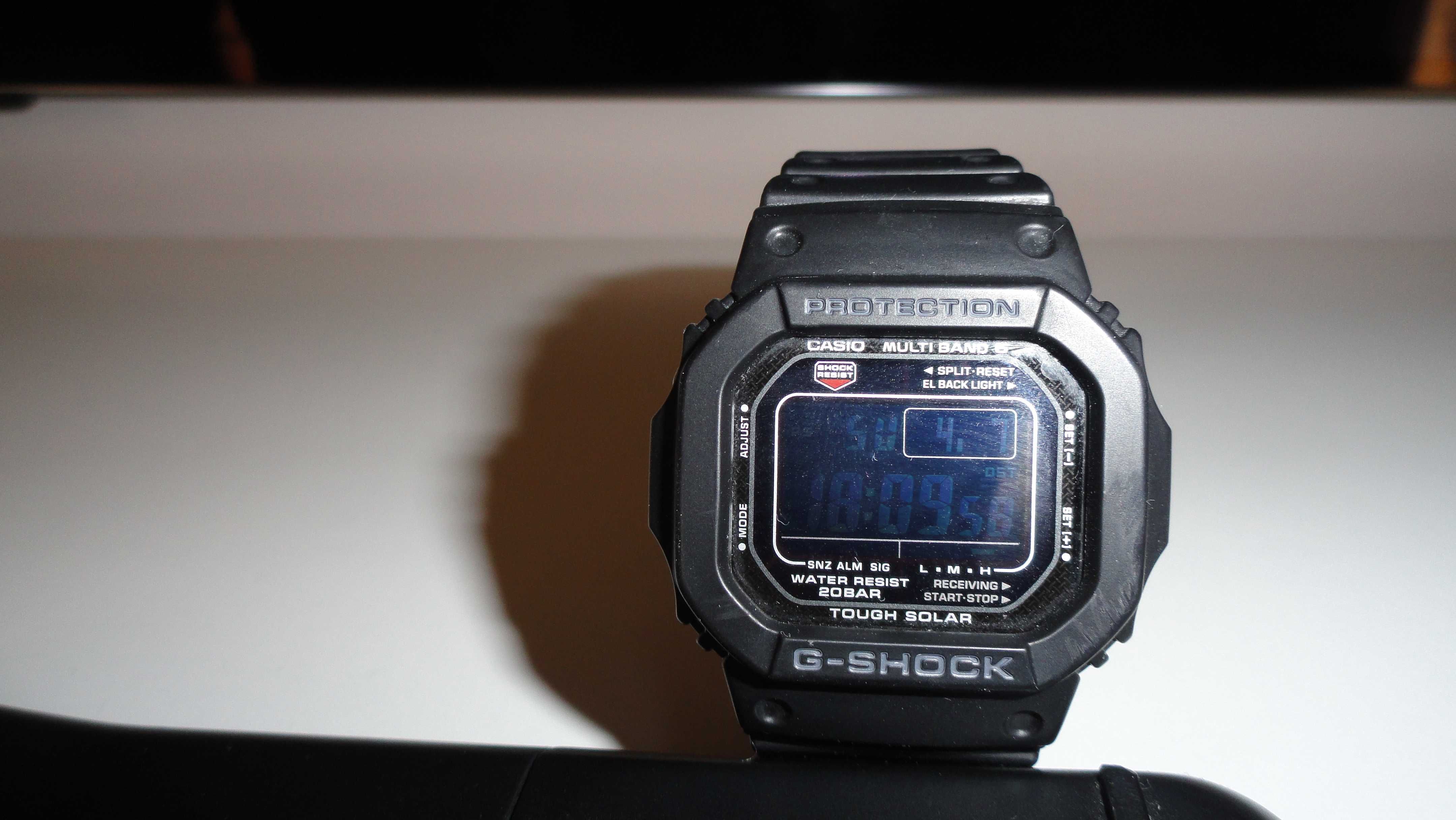 Zegarek Casio G-Shock GW-M5610