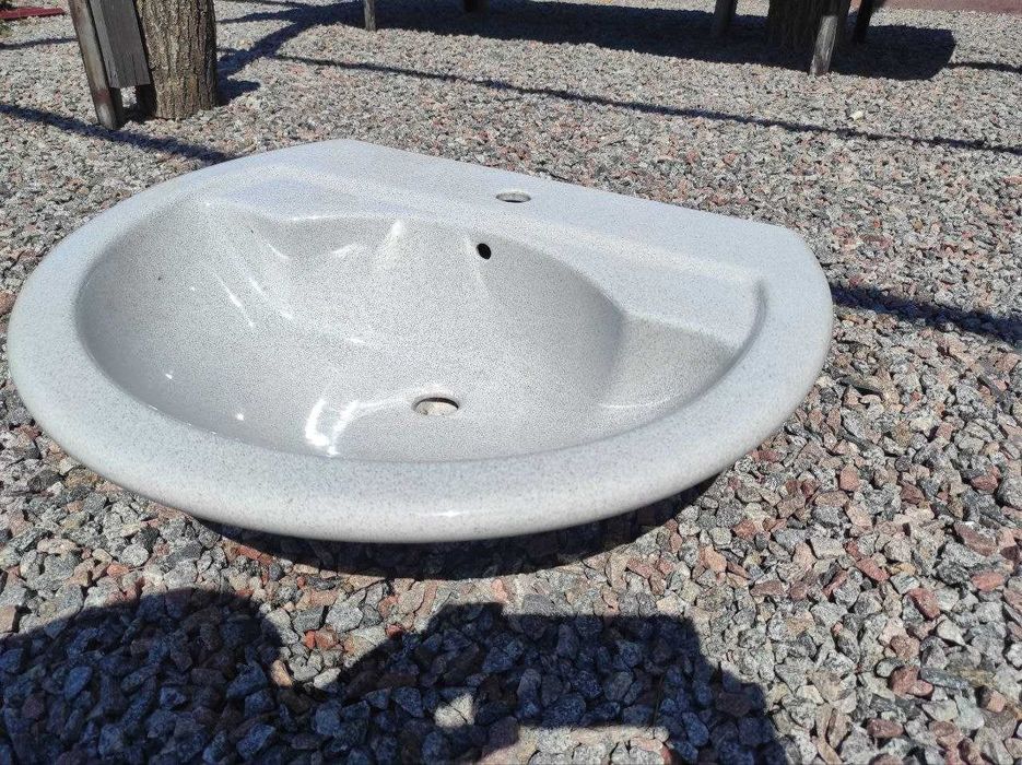 Умивальник керамічний раковина для ванної кімнати підвісний новий