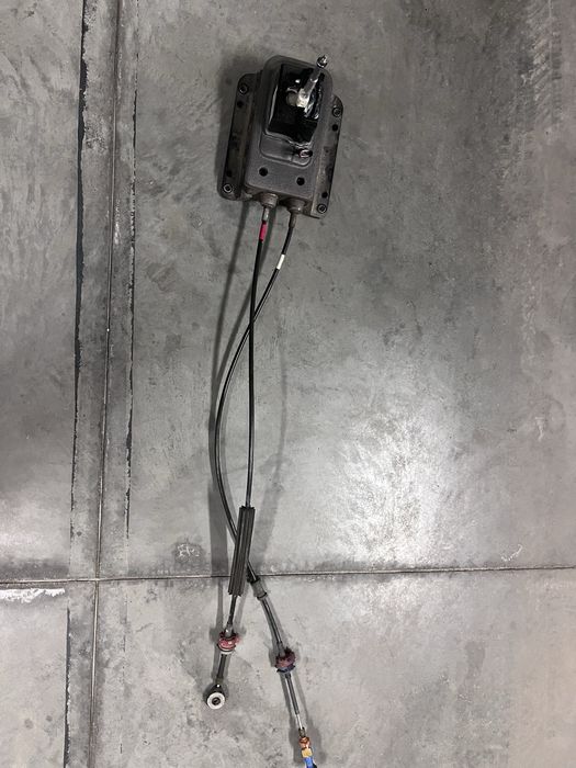 Wybierak dźwignia linki zmiany biegów Giulietta 2012