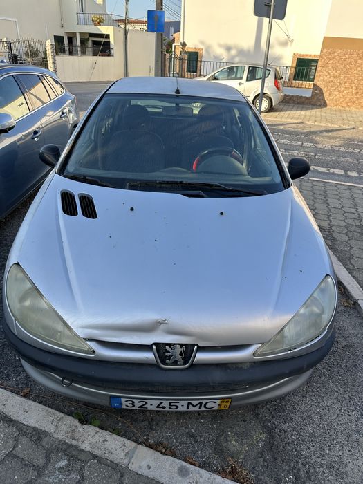 Peugeot 206 1.1 cc (LER BEM O ANUNCIO)