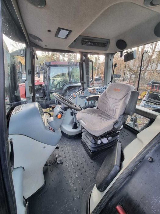 Valtra N113 HiTech Tur Tuz N164 T154e N141 Perfekcyjny stan MF 5460