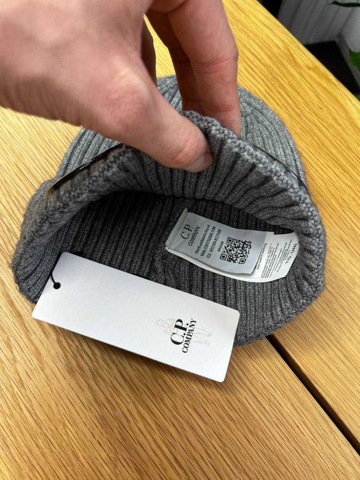 Шапка C.P. Company